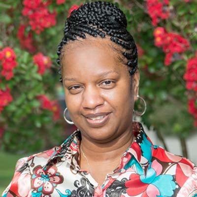 Stephanie Robinson